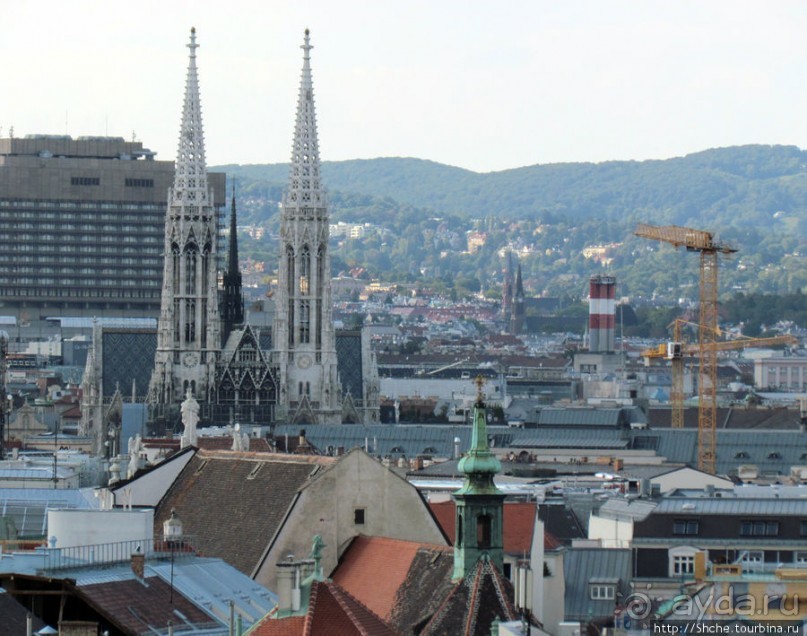 Вена с колокольни Домского собора (Stefansdom)