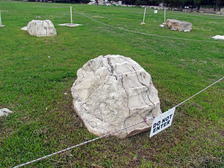 Олимпеион, или Храм Зевса Олимпийского — остаток величия