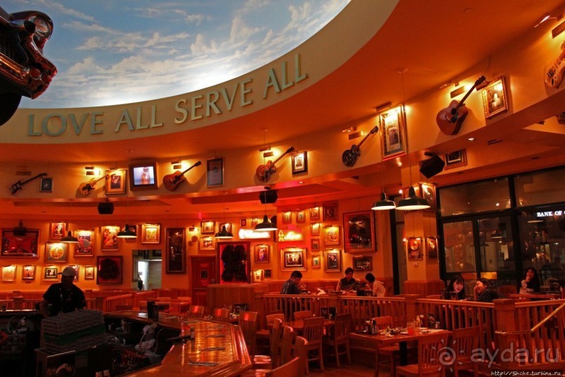 Культовое кафе на Сайпане