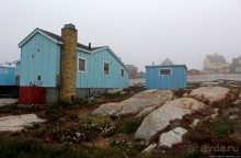 Ледяной порой Аасиаат из тумана выплывает