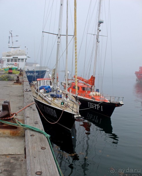 Ледяной порой Аасиаат из тумана выплывает