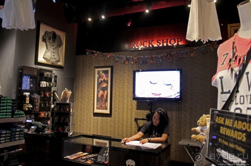 Культовое кафе на Сентозе (Сингапур)