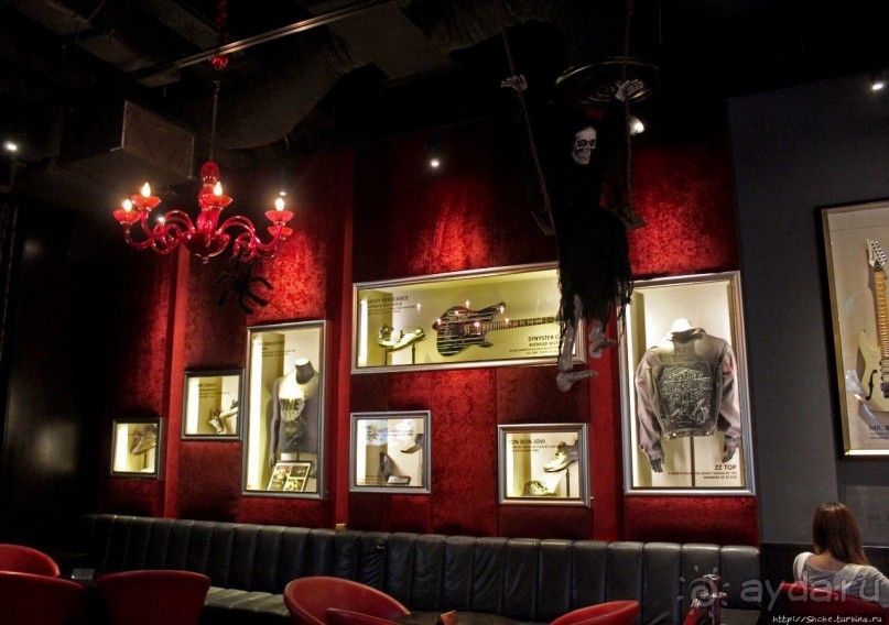 Культовое кафе на Сентозе (Сингапур)