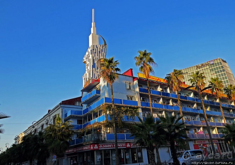 Улицы и площади Батуми. Городские зарисовки