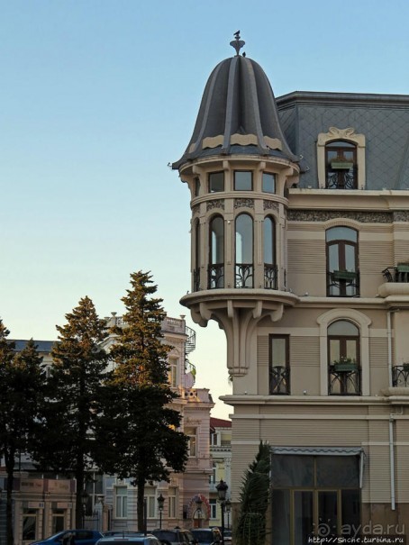 Улицы и площади Батуми. Городские зарисовки