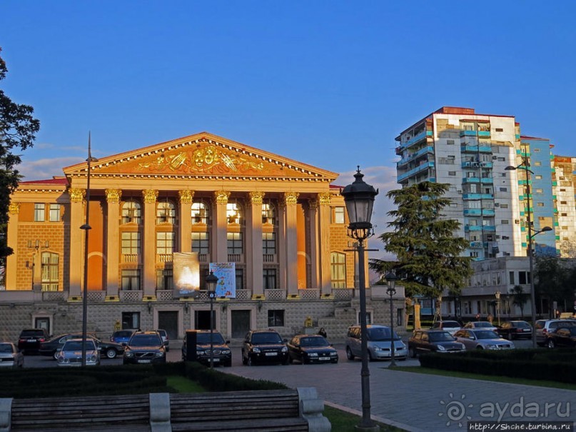 Улицы и площади Батуми. Городские зарисовки
