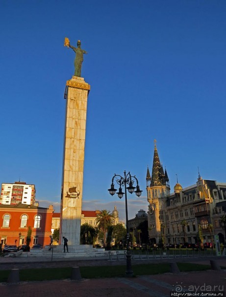 Улицы и площади Батуми. Городские зарисовки