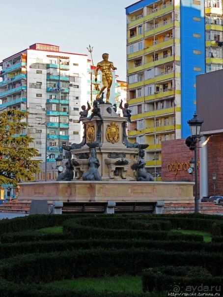 Улицы и площади Батуми. Городские зарисовки