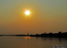 Паром через Дунай из Румынии в Болгарию "Калафат-Видин"