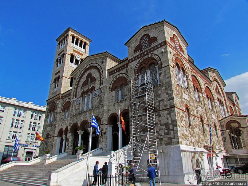 Крупнейший православный храм в Пирее