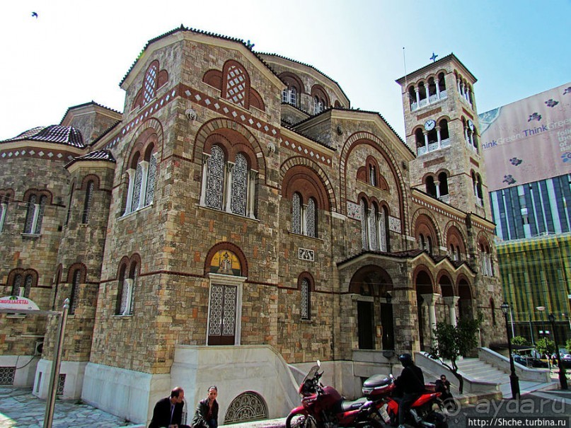 Крупнейший православный храм в Пирее