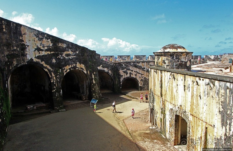 Сан Фелипе дель Морро- старейшая крепость Сан Хуана,16 век