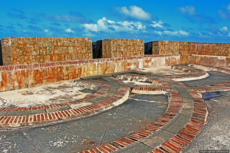 Сан Фелипе дель Морро- старейшая крепость Сан Хуана,16 век