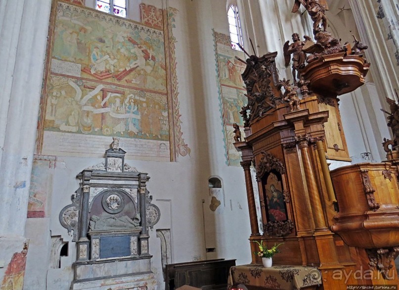 Бернардинский костел — яркий образец вильнюсской готики XVIв