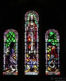 Чудо с белыми куполами из кирпича и розового мрамора