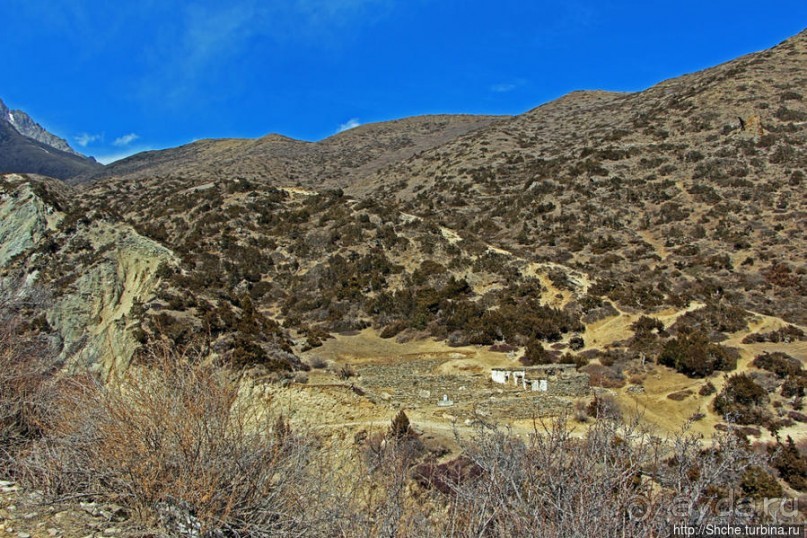 Мустанг, день 2. Вышли на рабочую высоту 3800 м, перевал Yamda