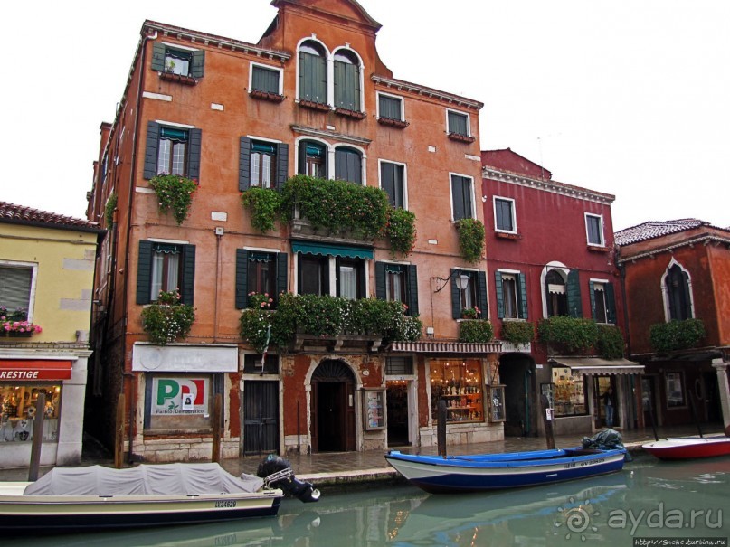 За стеклом (остров Мурано)