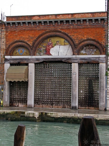 За стеклом (остров Мурано)