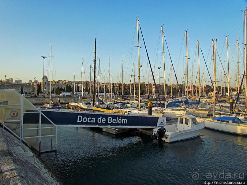 Набережная реки Тежу в районе Белем в Лиссабоне
