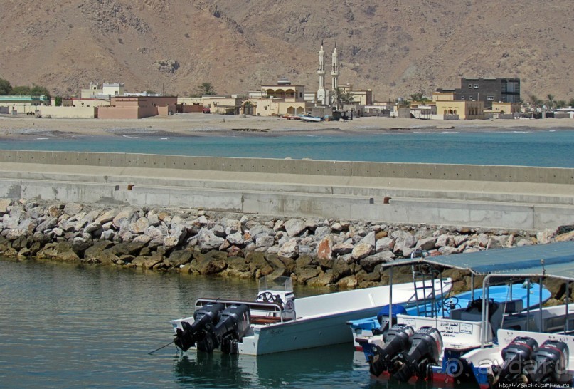 Дибба — ворота в регион оманских фьердов