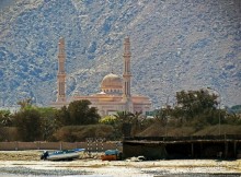 Дибба — ворота в регион оманских фьердов