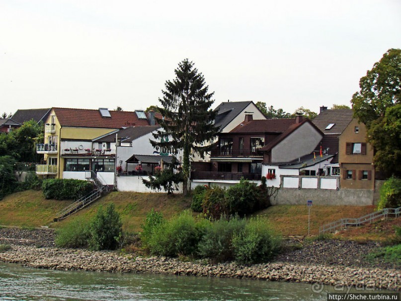 Дальше вверх по Рейну. Весселинг — первый город после Кельна