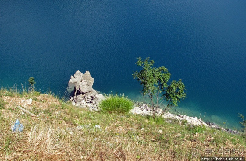 Черногорские картинки. Каньон искусственного Пивского озера