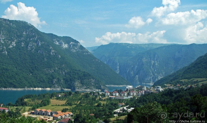 Черногорские картинки. Каньон искусственного Пивского озера