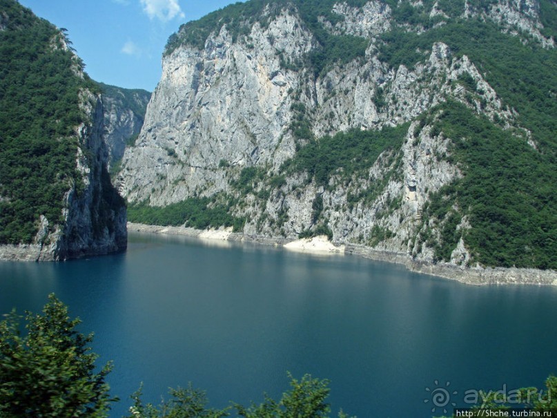 Черногорские картинки. Каньон искусственного Пивского озера