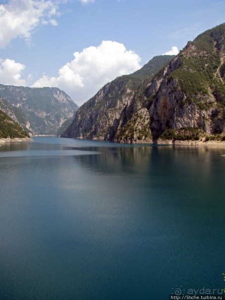 Черногорские картинки. Каньон искусственного Пивского озера