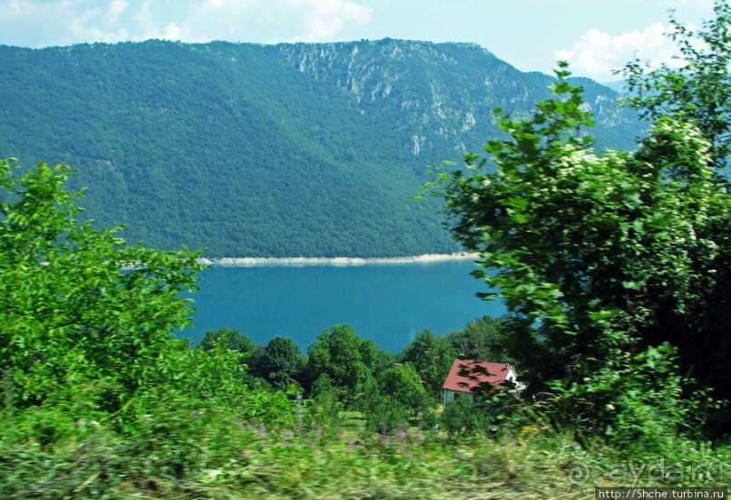 Черногорские картинки. Каньон искусственного Пивского озера