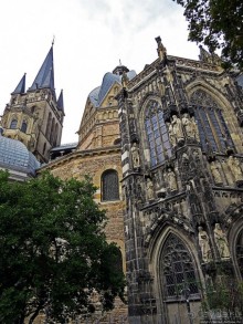 Альбом отзыва "Ахенский собор — первый среди великих и уникальных"