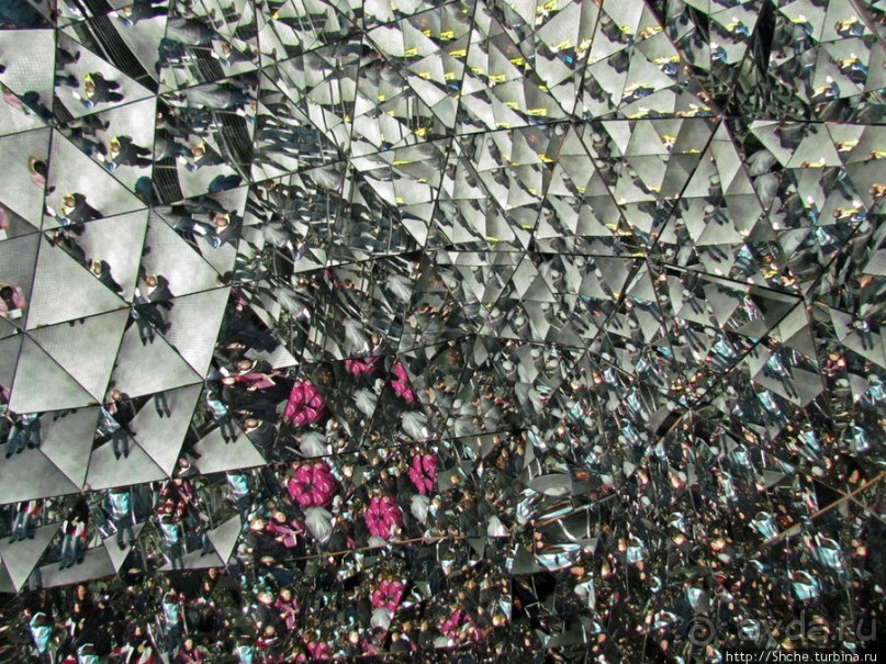 Альбом отзыва ""Кристальные миры Сваровски": подробности первых залов"