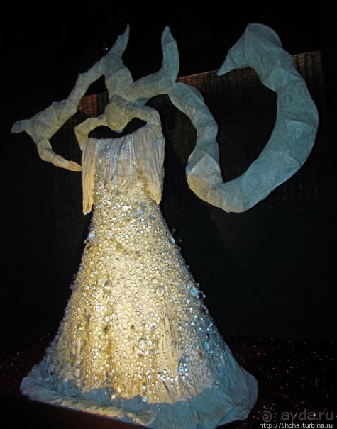 Альбом отзыва ""Кристальные миры Сваровски": подробности первых залов"