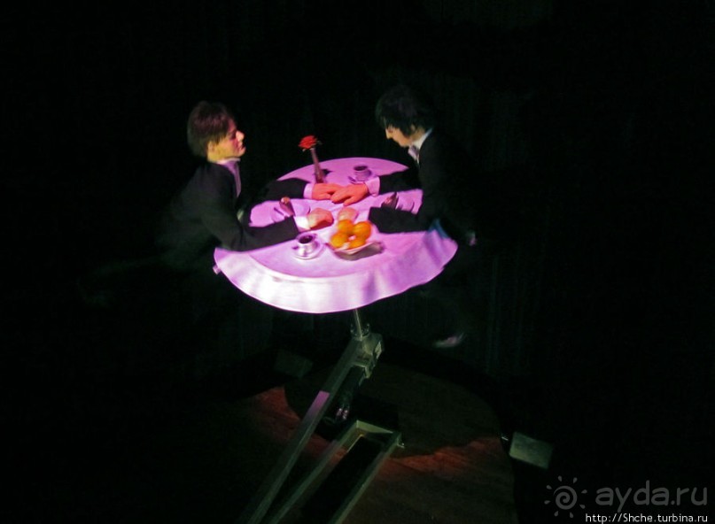 Альбом отзыва ""Кристальные миры Сваровски": подробности первых залов"