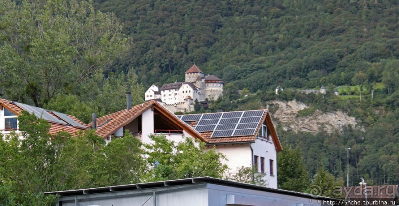 Замок Вадуц (Schloss Vaduz) и окрестности Лихтенштейна