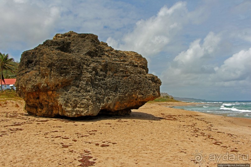 Камень на песке