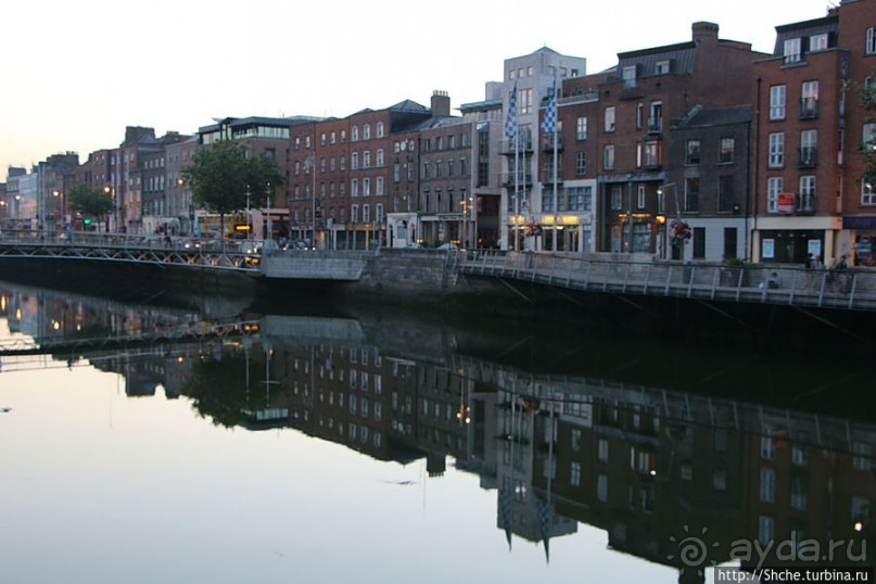 Сумерки на берегах реки Liffey