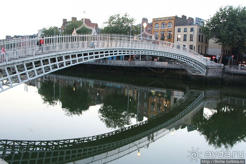 Сумерки на берегах реки Liffey