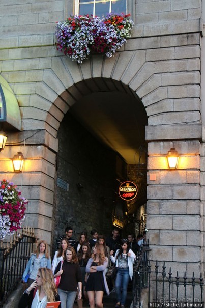 Сумерки на берегах реки Liffey