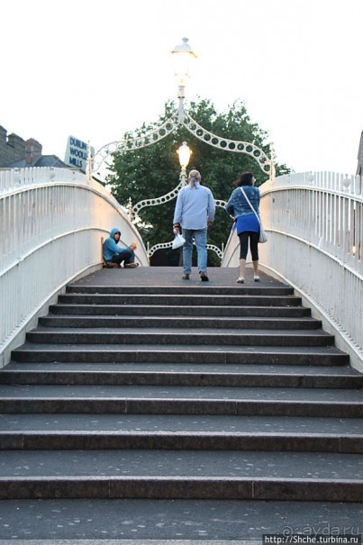 Сумерки на берегах реки Liffey