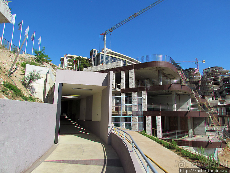 Тоннель из Бечичи в Будву