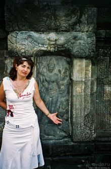 Восставший из пепла. Candi Sambisari — индуистский храм 9в