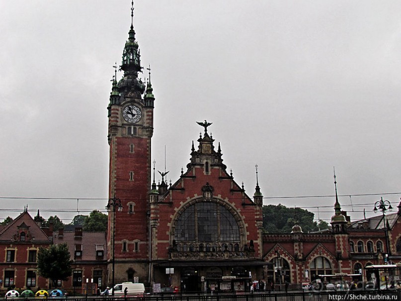 Куда ты, тропинка, меня завела...