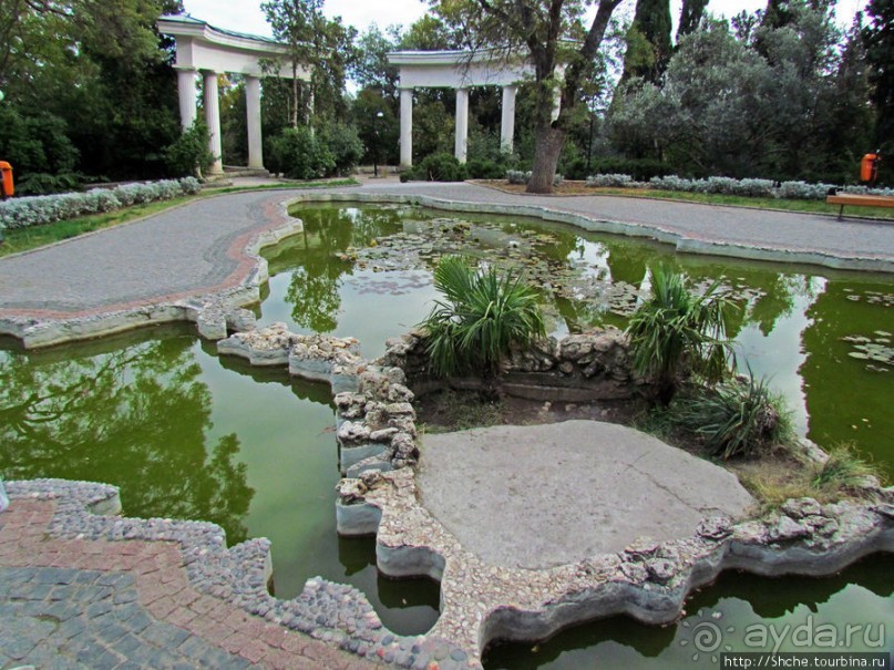 Немного осени а Приморском парке