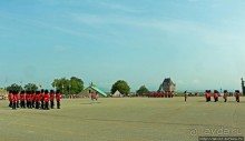 По плацу козла водили