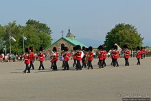 По плацу козла водили
