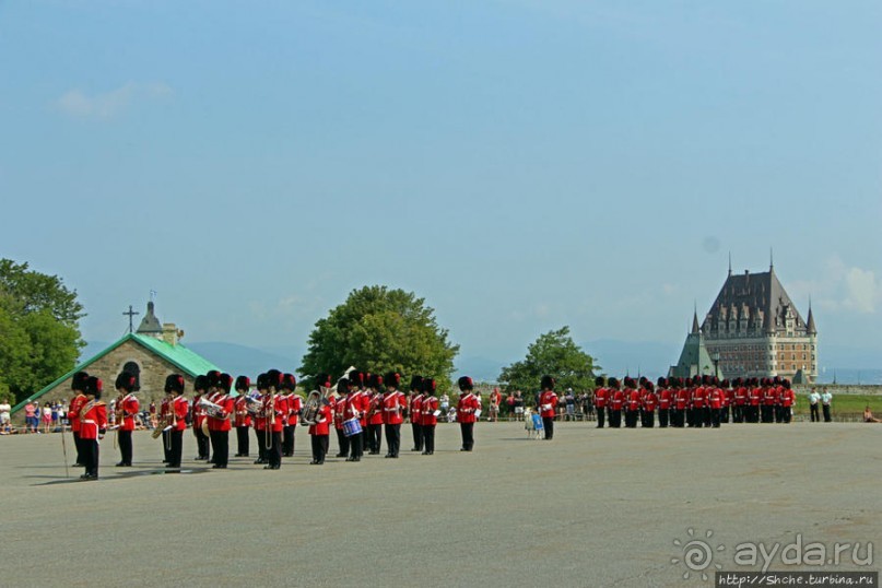 По плацу козла водили
