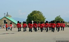 По плацу козла водили