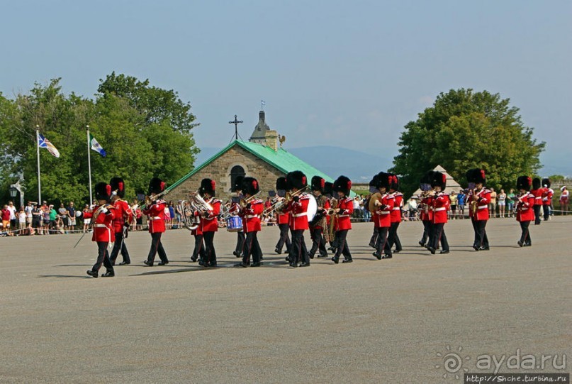 По плацу козла водили
